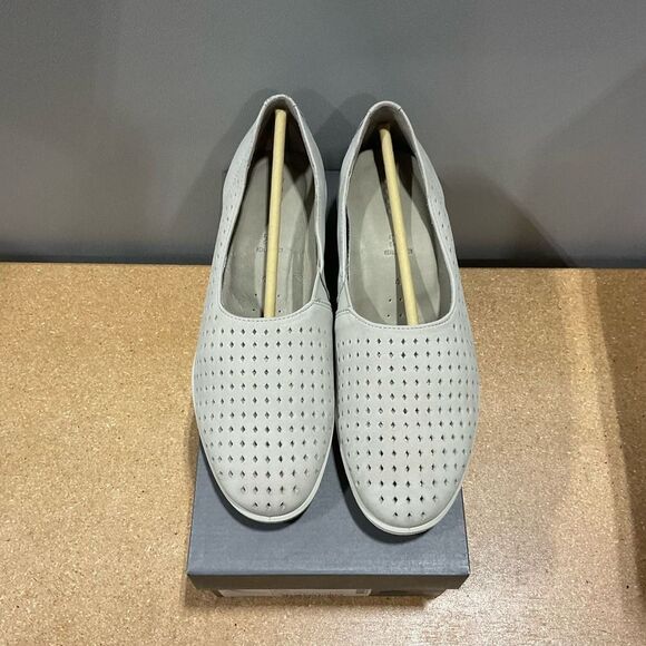 ECCO Felicia Stretch Shoe Brand New Women's Size 10-10.5 - Picture 1 of 6